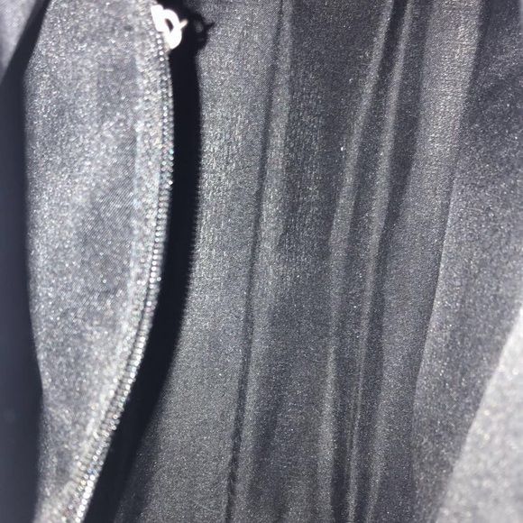 Chevron, black and white bag. - Picture 4 of 4